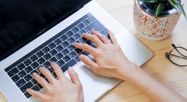 【初心者から担当者まで】WEBサイト運営・改善マニュアル