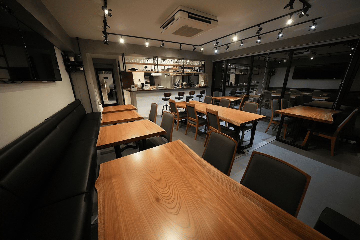 コワーキング Cafe 134